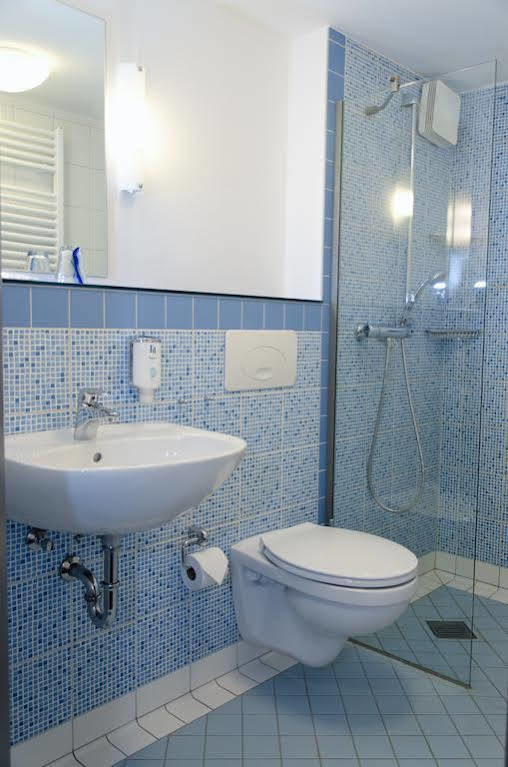 In Via Hotel Падерборн Экстерьер фото